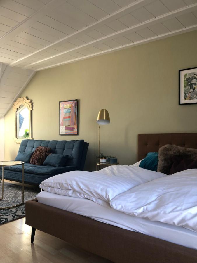 Roemerburg Apartments Antoniusstrasse ボッパルト エクステリア 写真