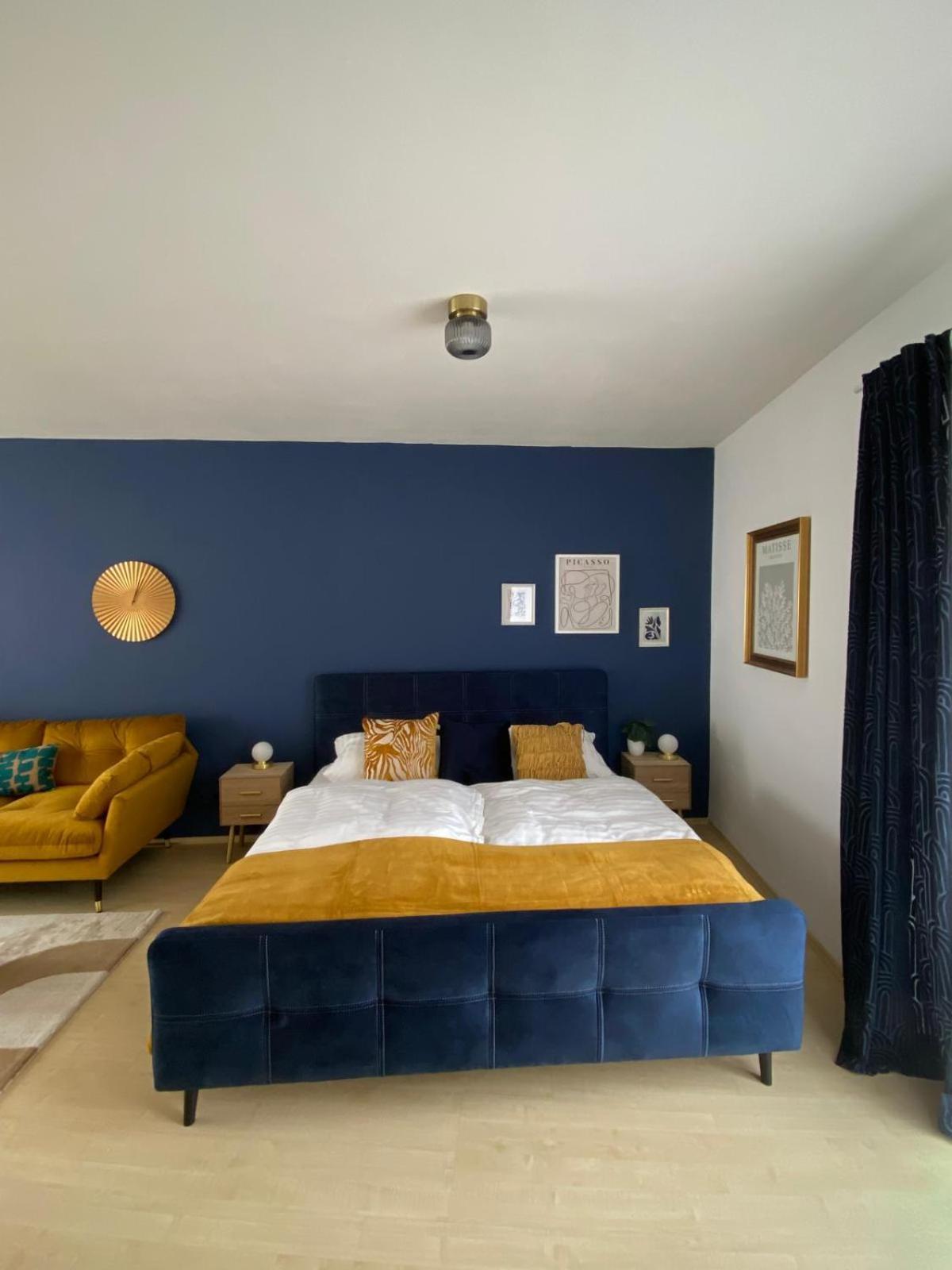 Roemerburg Apartments Antoniusstrasse ボッパルト エクステリア 写真